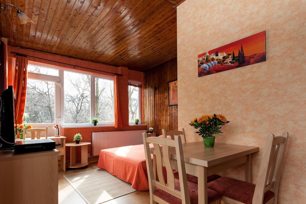 Budahome Apartments Будапеща Стая снимка